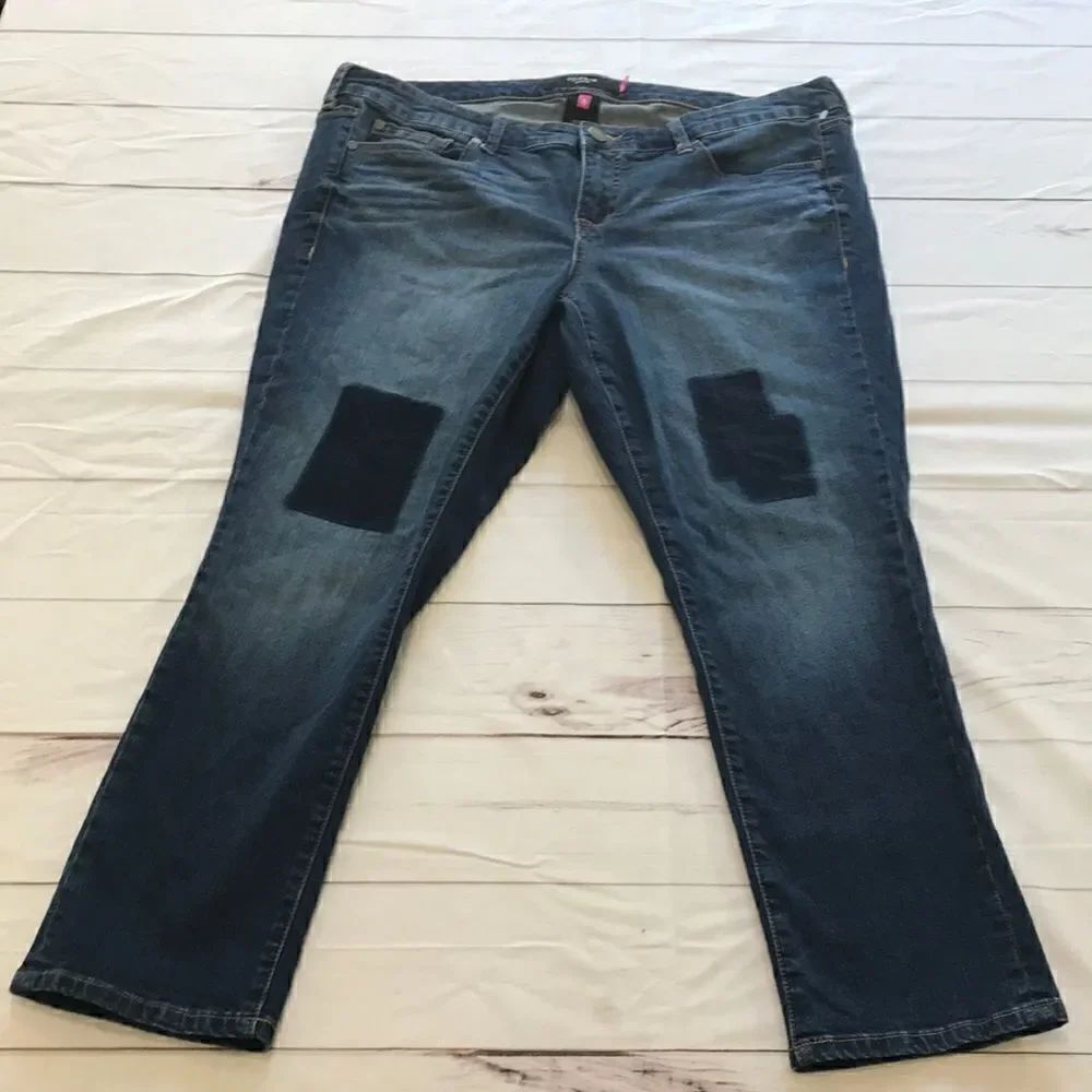 Torrid Patch Denim Jeans - Picture 2 of 11